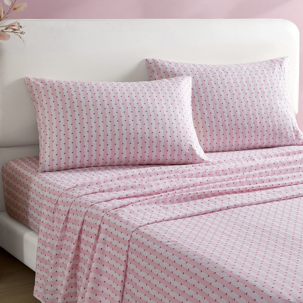 NWT Betsey Johnson Queen Microfiber 4-Pc. Sheet Set